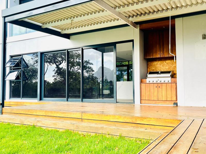 4 Bedroom Property for Sale in Constantia Western Cape